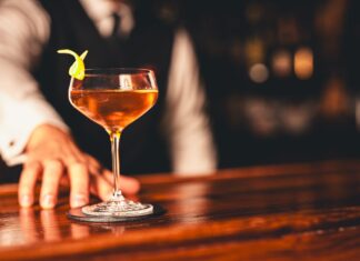 Poděkování Danu Brownovi. Black Angel’s Bar představuje čtveřici koktejlů inspirovaných spisovatelovým dílem Dan Brown Black Angels