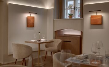 Michelinský šéfkuchař Gal ben Moshe vaří svůj příběh v restauraci Parzival v Praze na Starém Městě