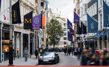Žebříček nejdražších nákupních ulic podle výše nájmu: New Bond Street letos nejdražší, Pařížská na 19. místě Main Streets Across the World 2025